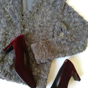 Trouve faux fur sweater gray teddy bear sz…